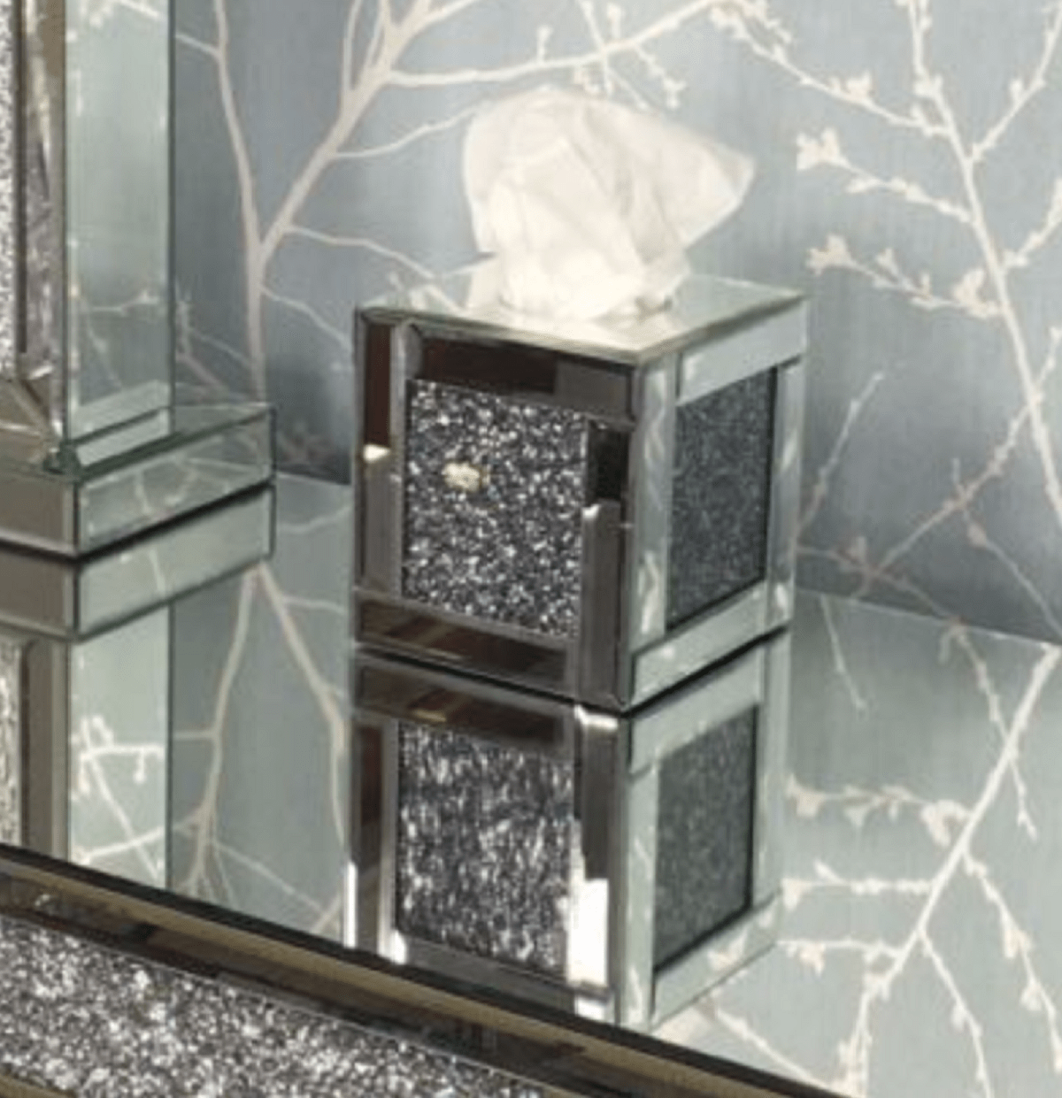 Tuscany Mirrored Tissue Box with Swaroski Crystals Cube