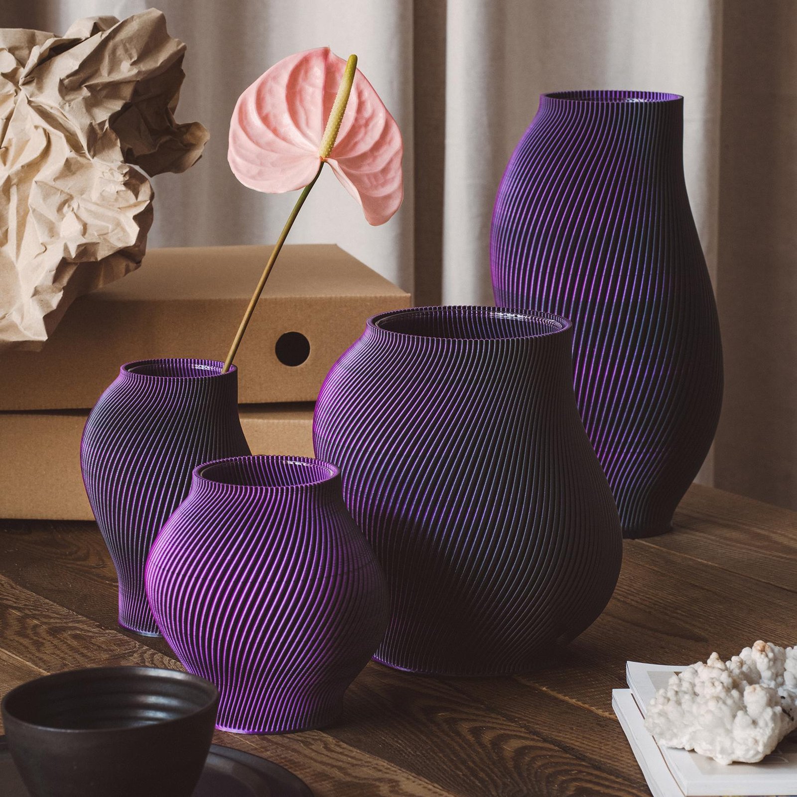 Bloz—14 Contemporary Vase Blend Acai Aubergine